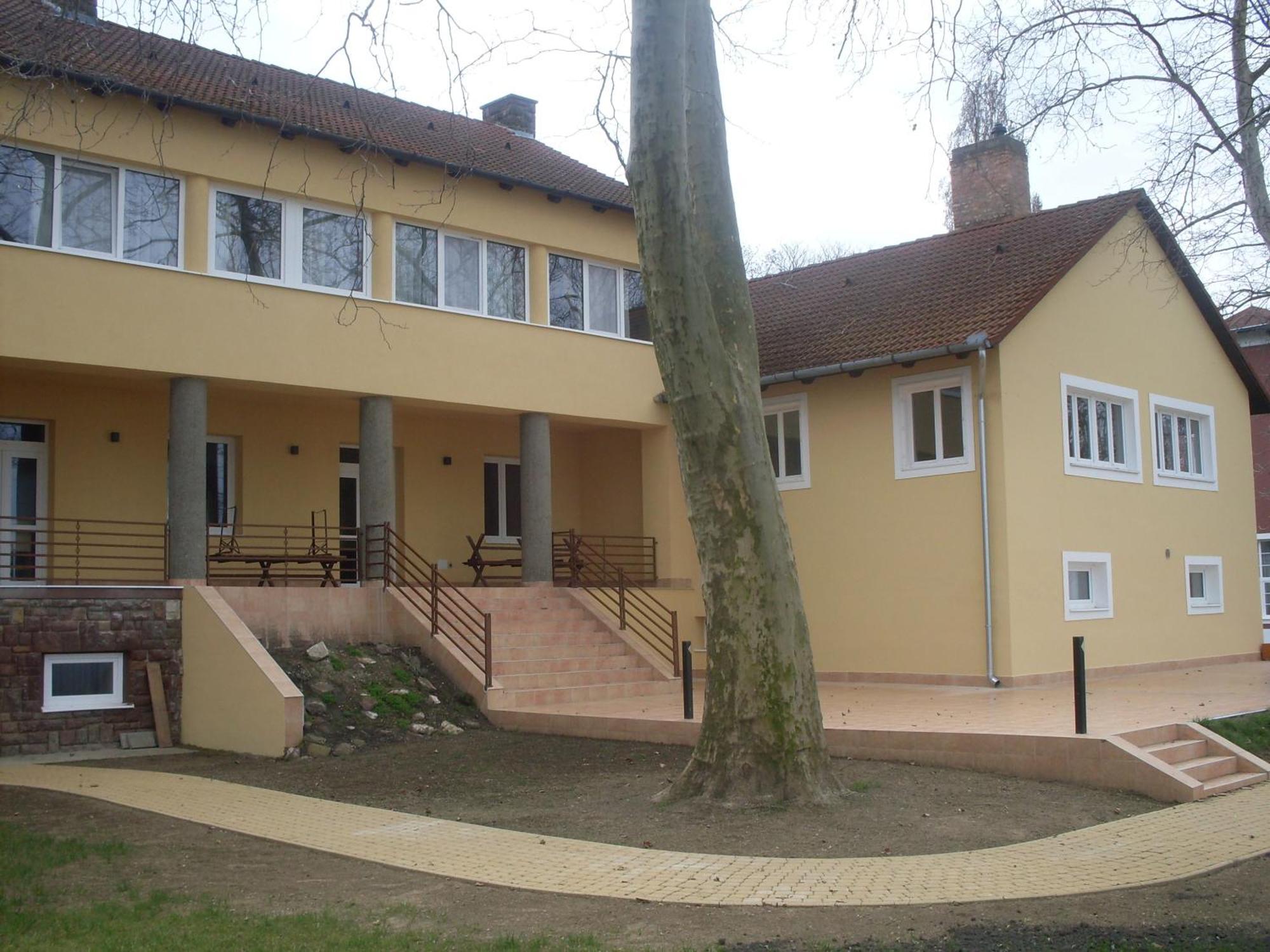 Bf Hotel Balatonföldvár Dış mekan fotoğraf
